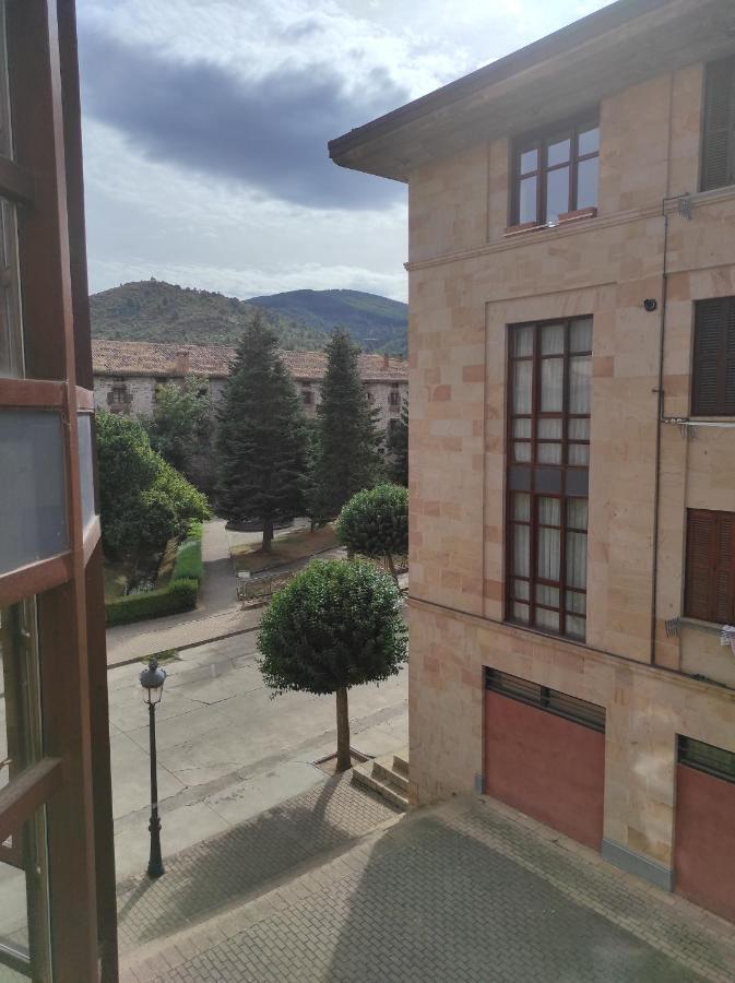 Apartamento Parque Europa Ezcaray Exterior photo